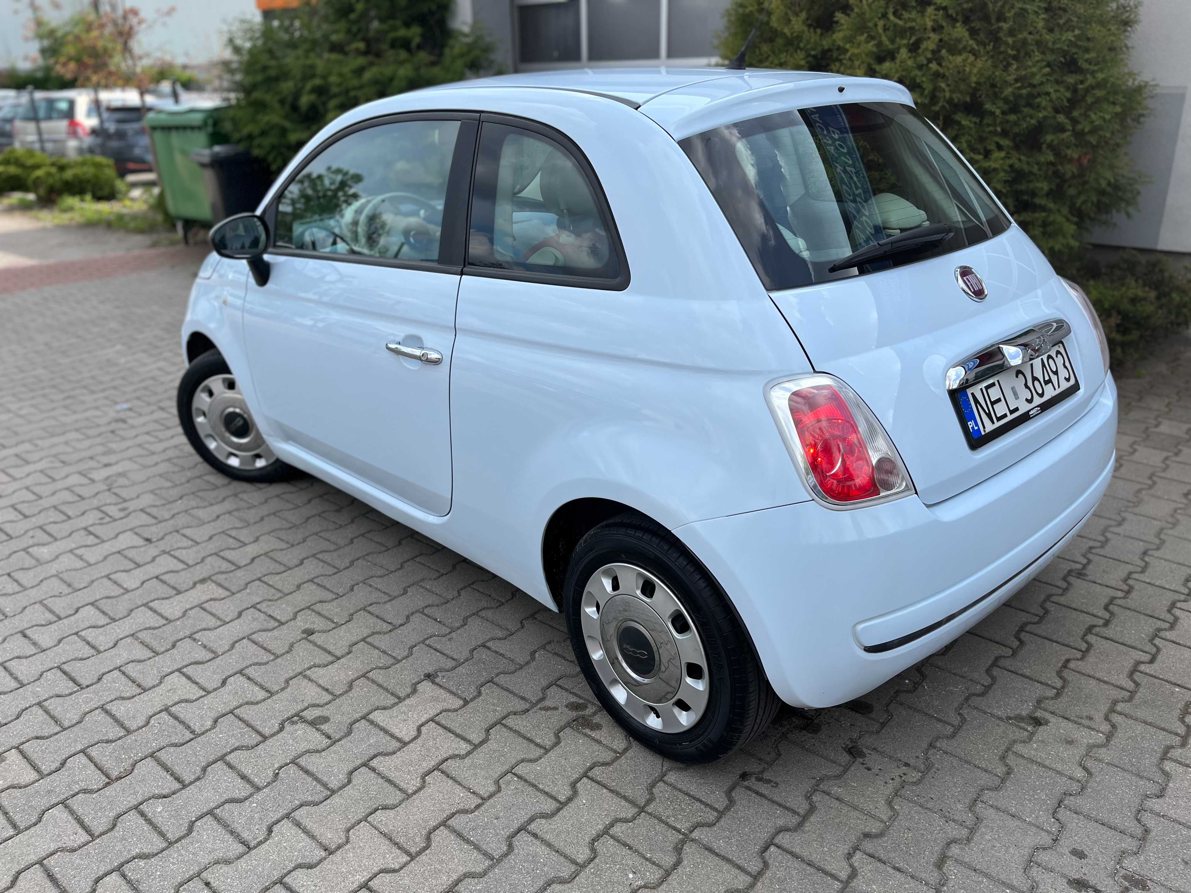 ładny Fiat 500 1,2 benzyna super kolor polecam