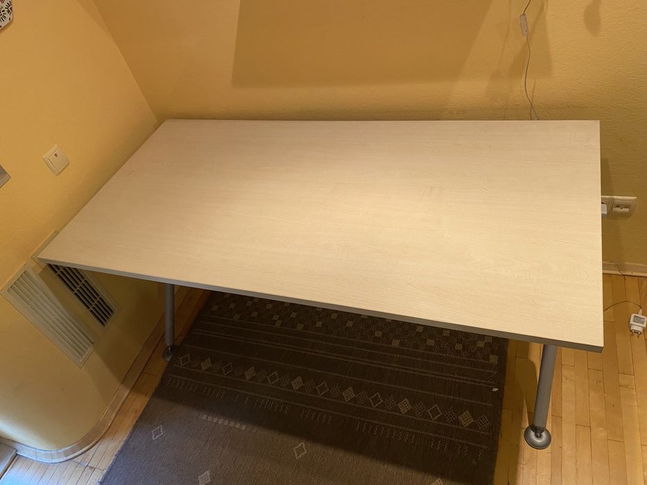 Стіл офісний