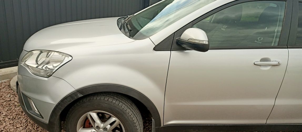 Продам санг йонг Корандо 2011 року на 175 кс,2 літра дизель SsangYong