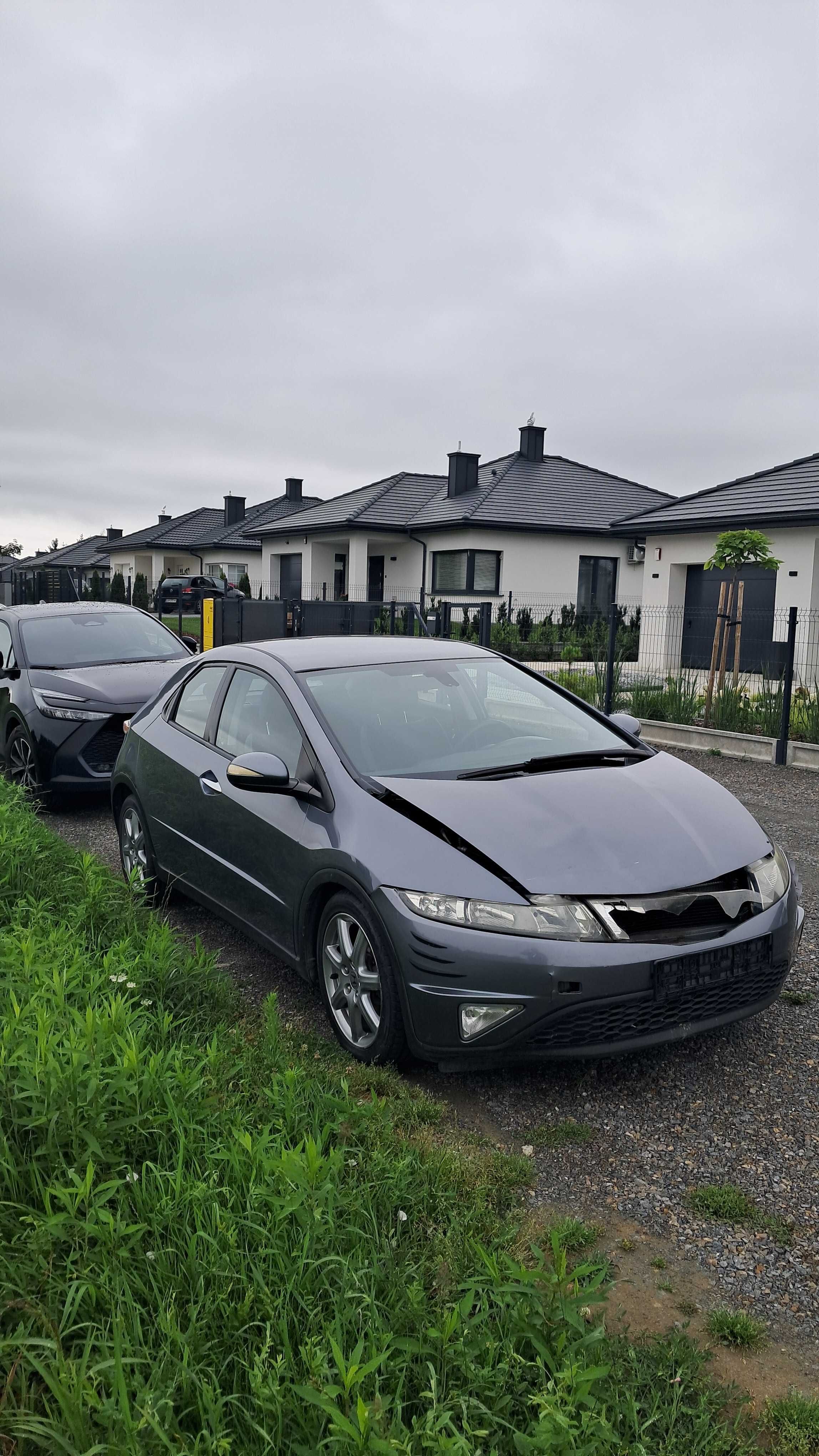 Honda CIVIC UFO 1.8 140 km