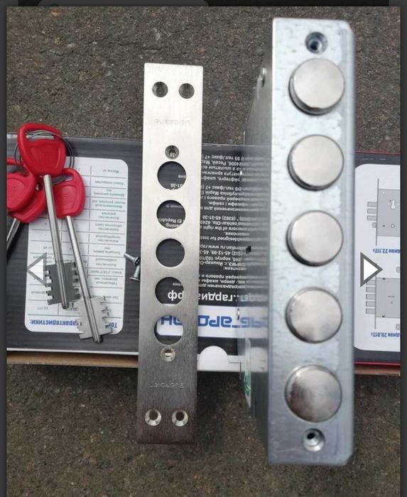 Замок гаражний. Врізний. Гараж.