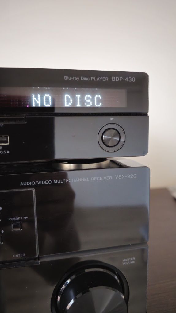 Amituner Pionieer VSX-920 + Blu-ray BDP-430
