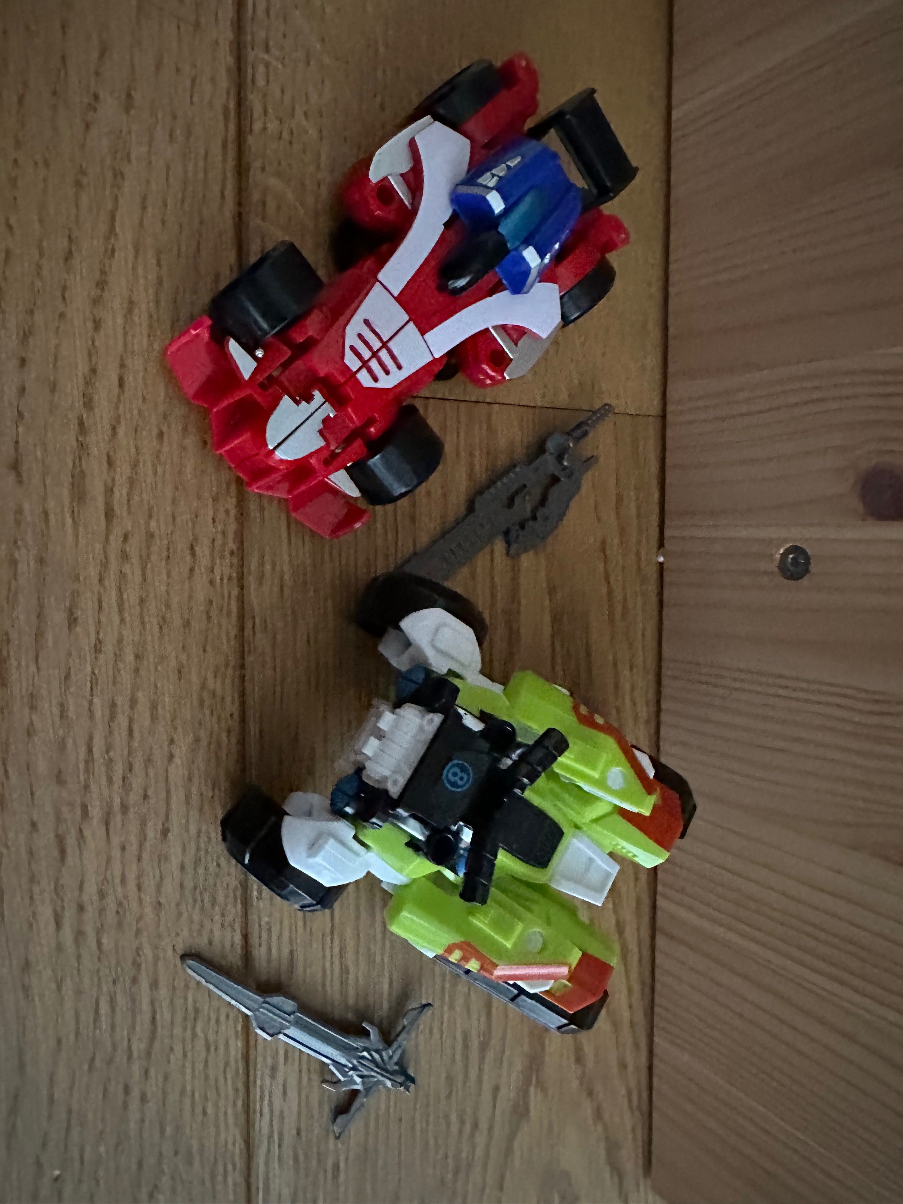 Transformens - Rescue bots academy- heatwave / 2 figurki roboty