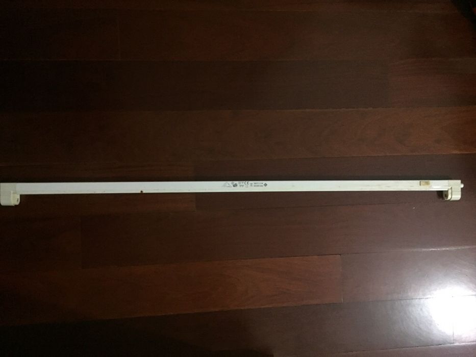 Suporte iluminação bancada