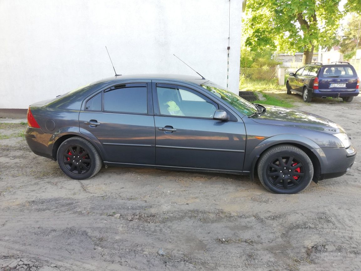 Klapa tył komplet ford mondeo MK3