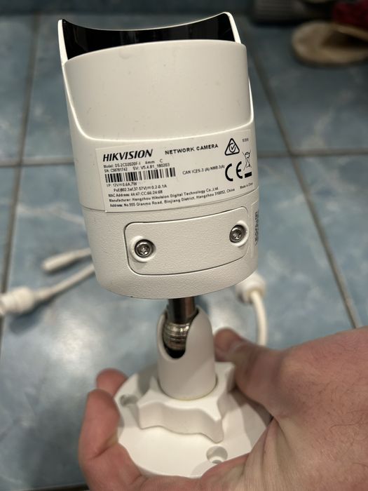 Відеокамера Hikvision DS-2CD2020F-i