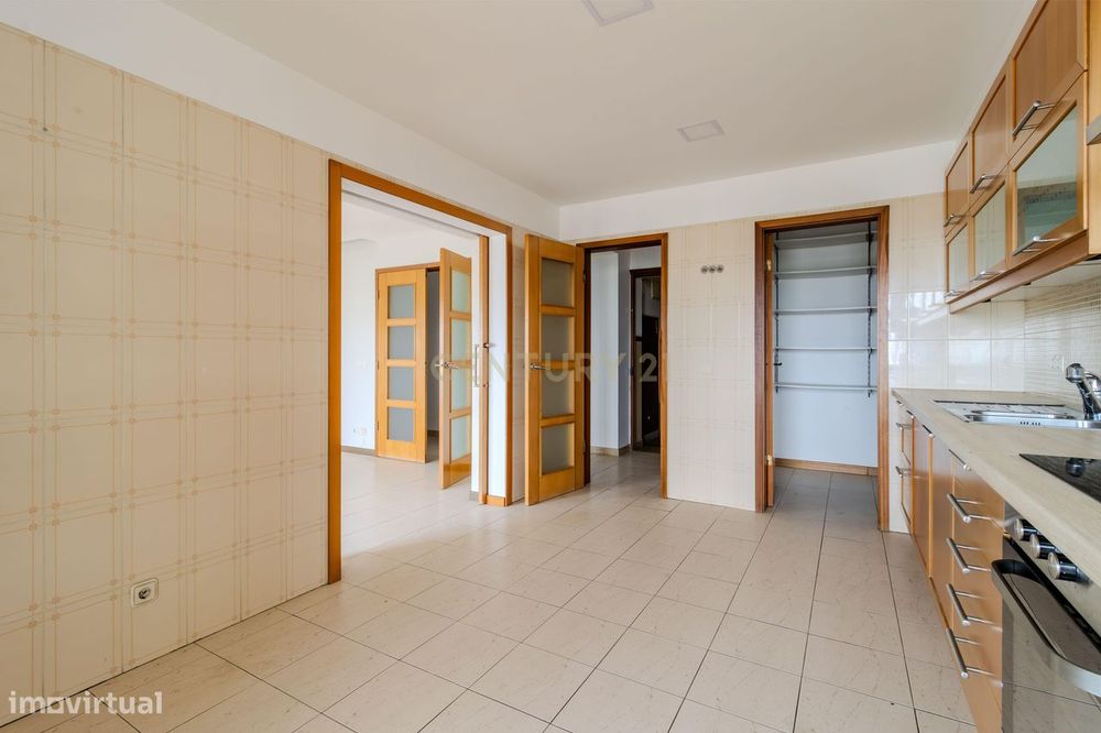 Apartamento T3, em Marinha Grande
