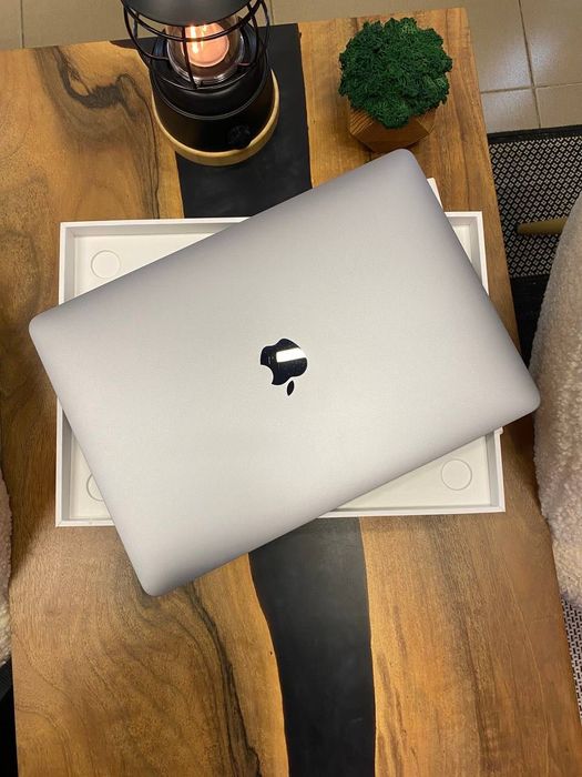 Ноутбук Apple MacBook Air 13" M1 8/256GB Space Gray (MGN63) 2020