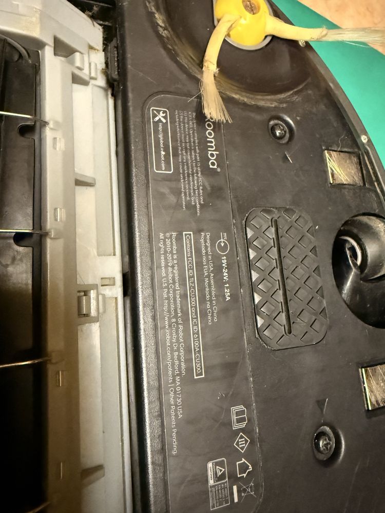 Robot odkurzający iRobot Roomba 677