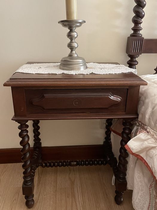 Mobilia de quarto de casal completa