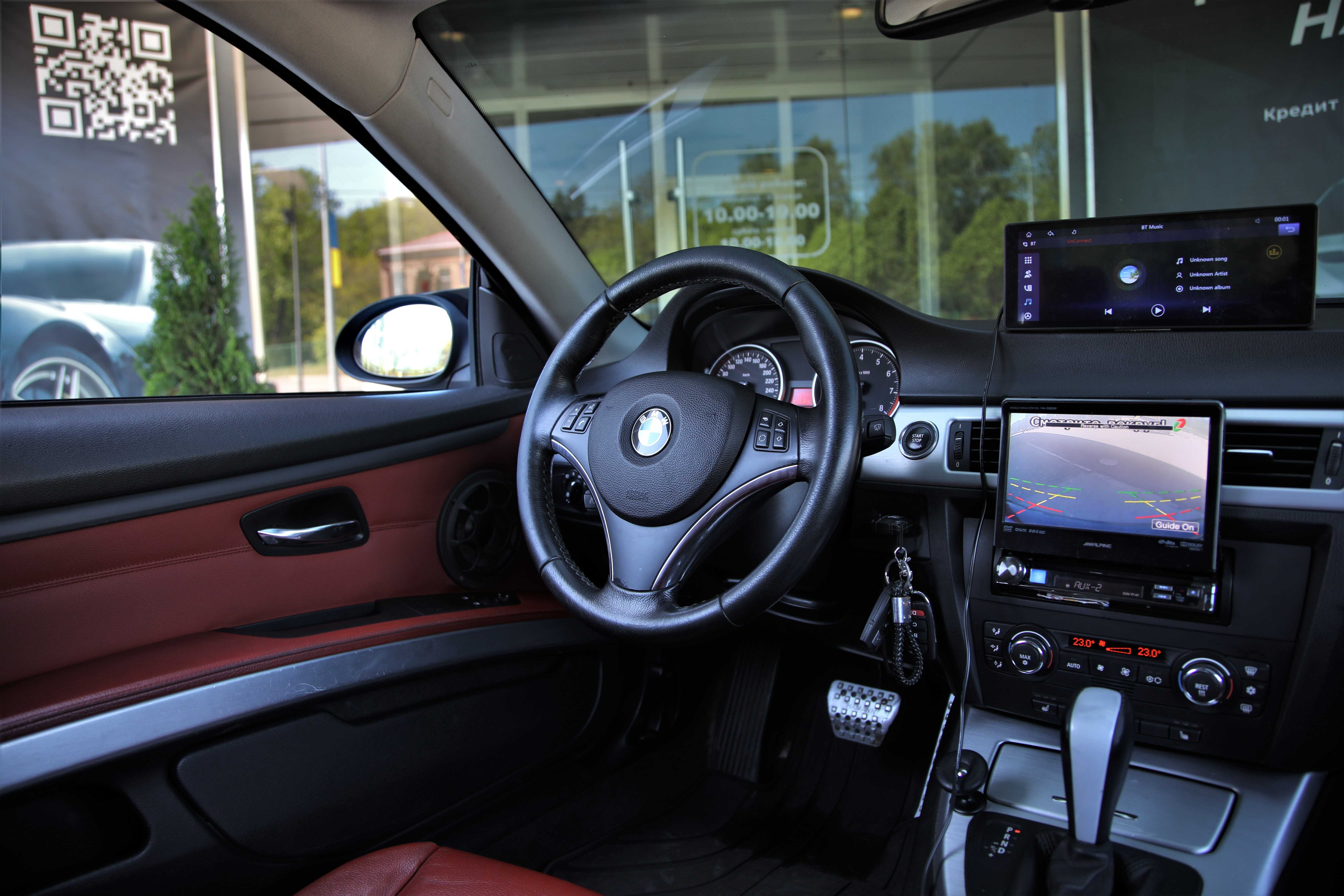 BMW 325i 2009 року