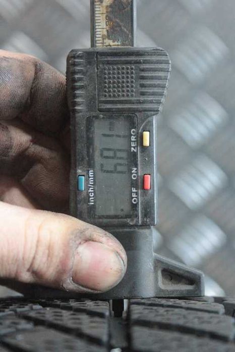 255/55/19 Bridgestone Blizzak LM 005 255/55 R19 111V 2021r