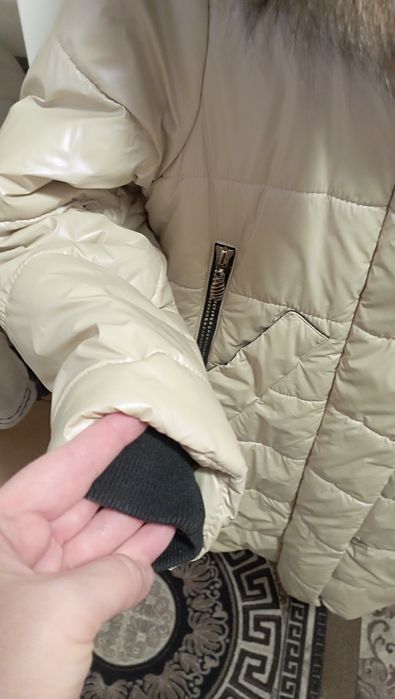 Продам зимове тепле пальто на дівчинку