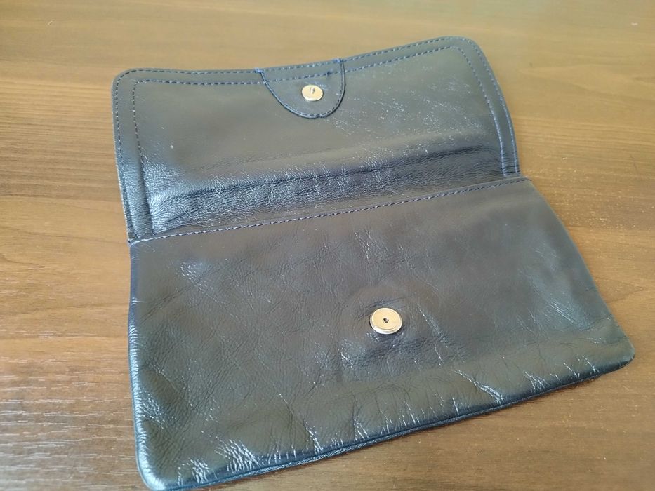 Клатч кожаный женский темно синего цвета