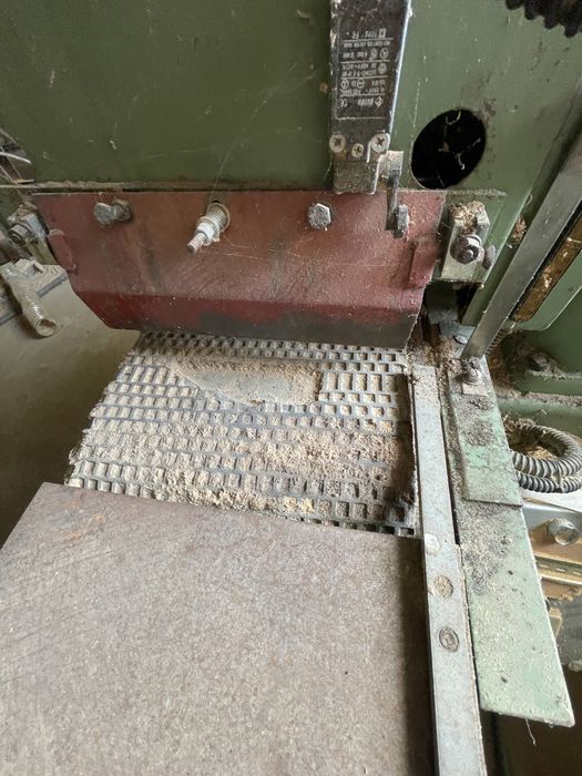 Шліфувально калібрувальний станок