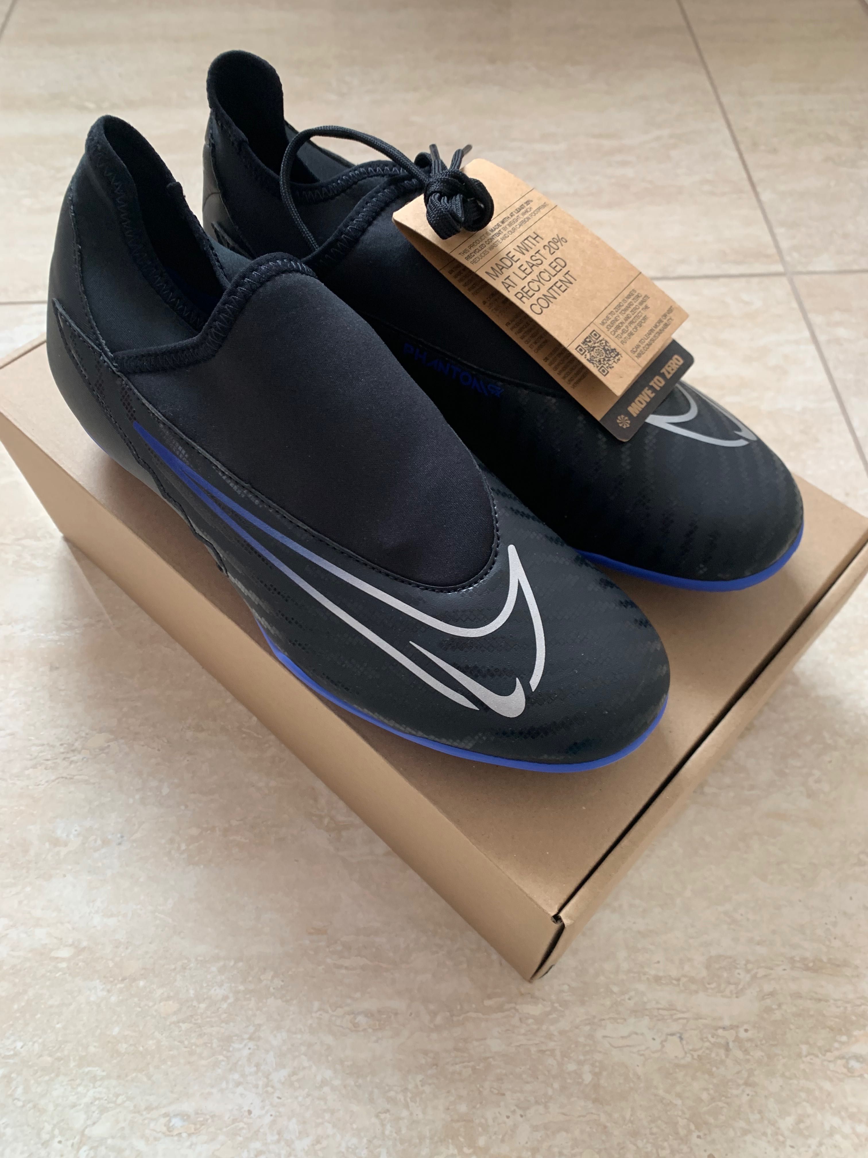 Продам бутси NIKE phantom. Нові!