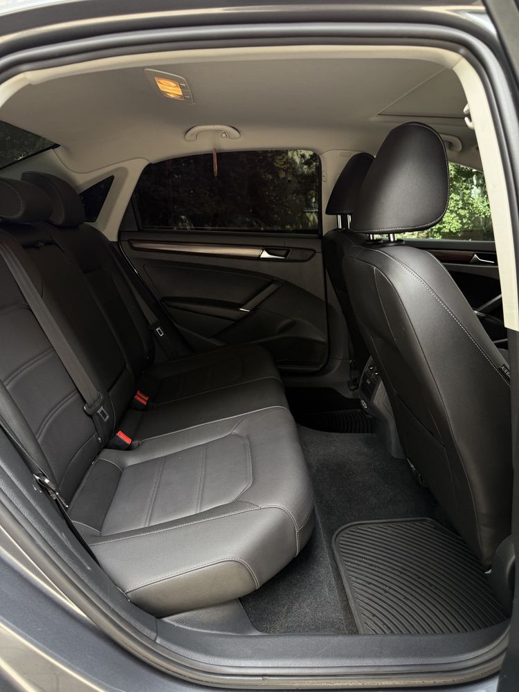 Volkswagen Passat B9 USA NMS 2 2021 2.0 бензин