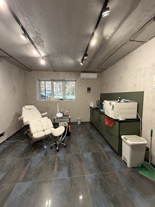 Діючий бізнес подологічний центр, салон краси