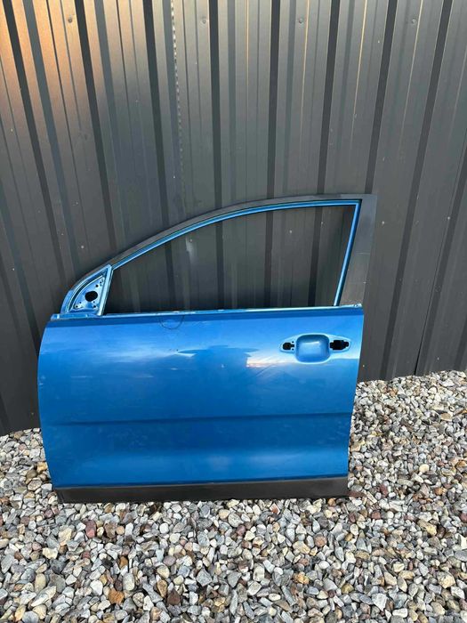 Drzwi Kia Stonic delikatnie uszkodzone