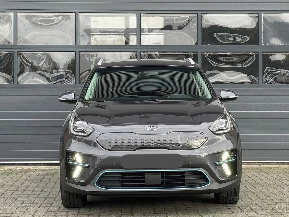 Kia e-Niro      2020