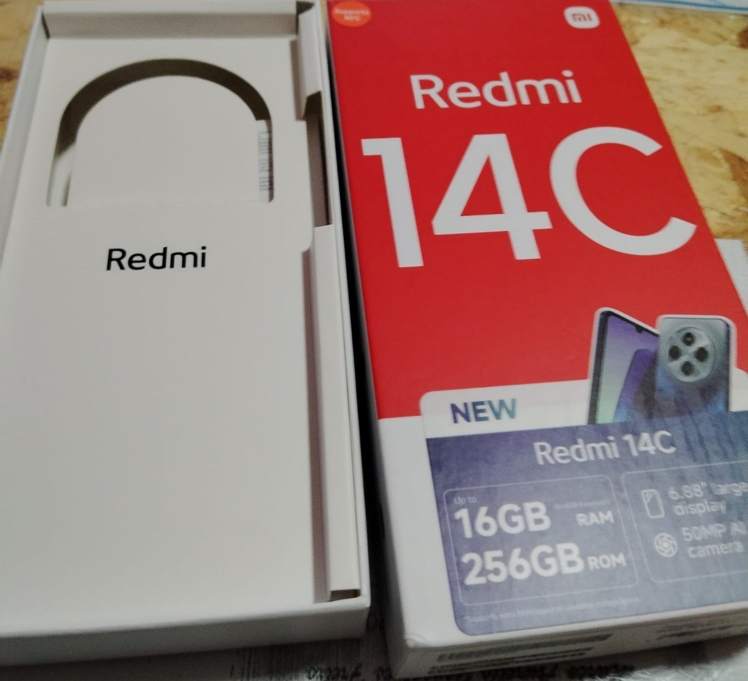 Smartphone Xiaomi 14 c novo em cx