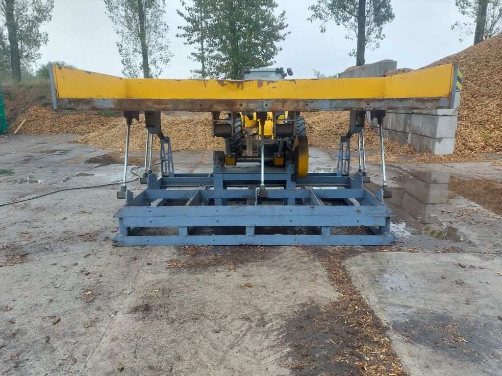 Podajnik wibracyjny poprzeczny 4x4 m