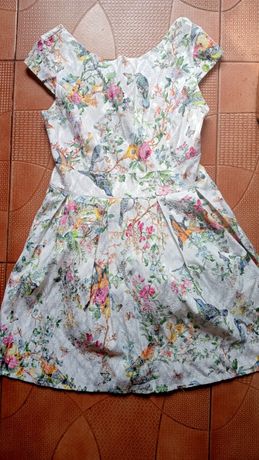 платье с цветочным принтом