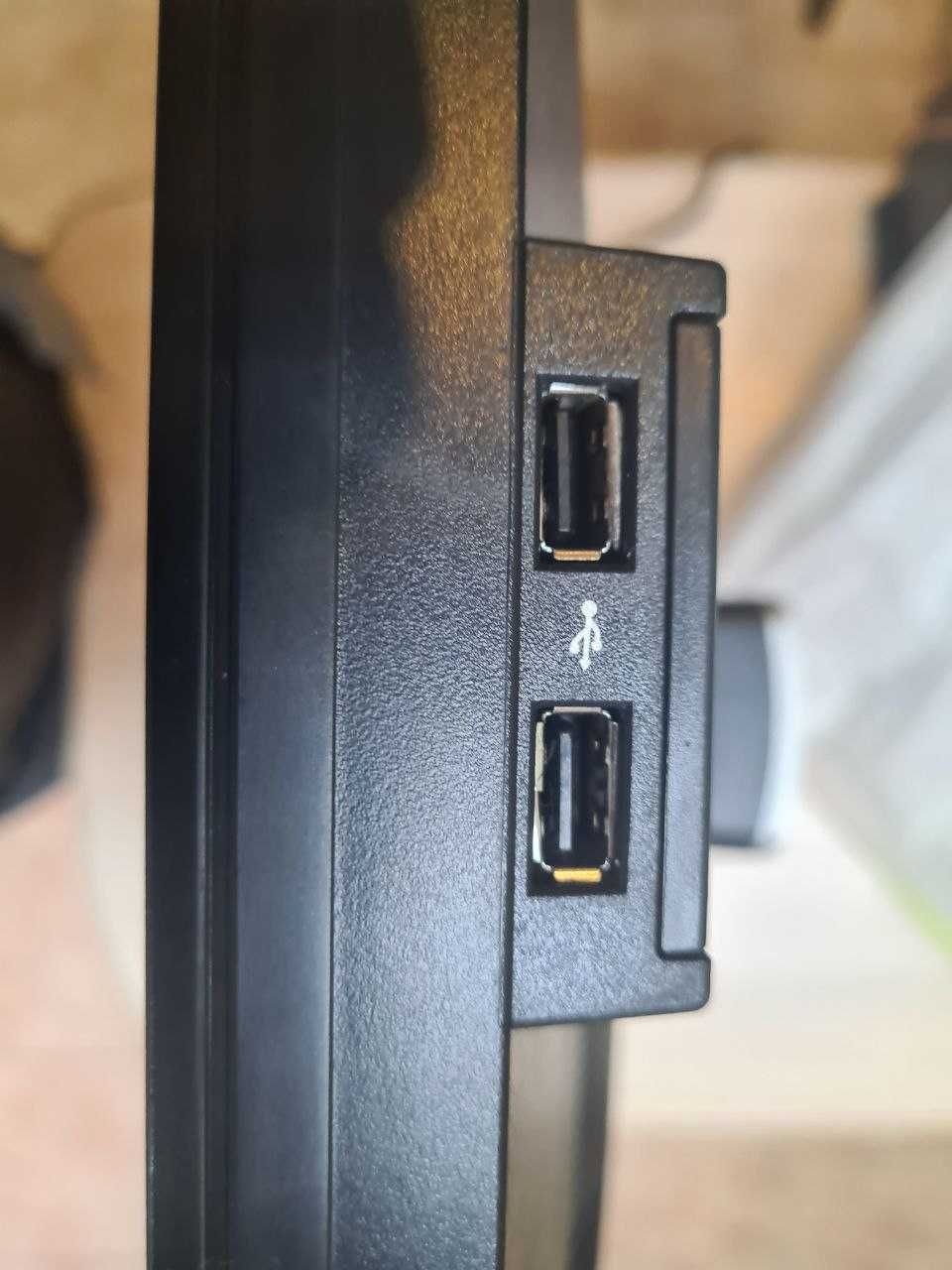Монітор  Dell P2210t / 22" TN / VGA, DVI, DisplayPort, USB