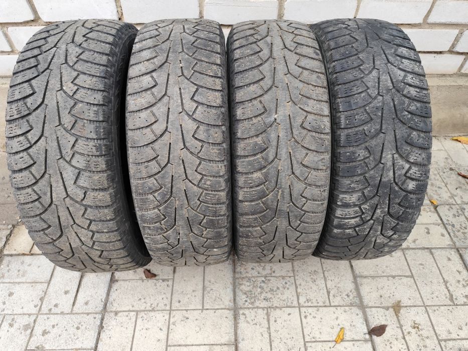 Шини покришки скати 225 65 17 NOKIAN HAKKAPELIITTA 5