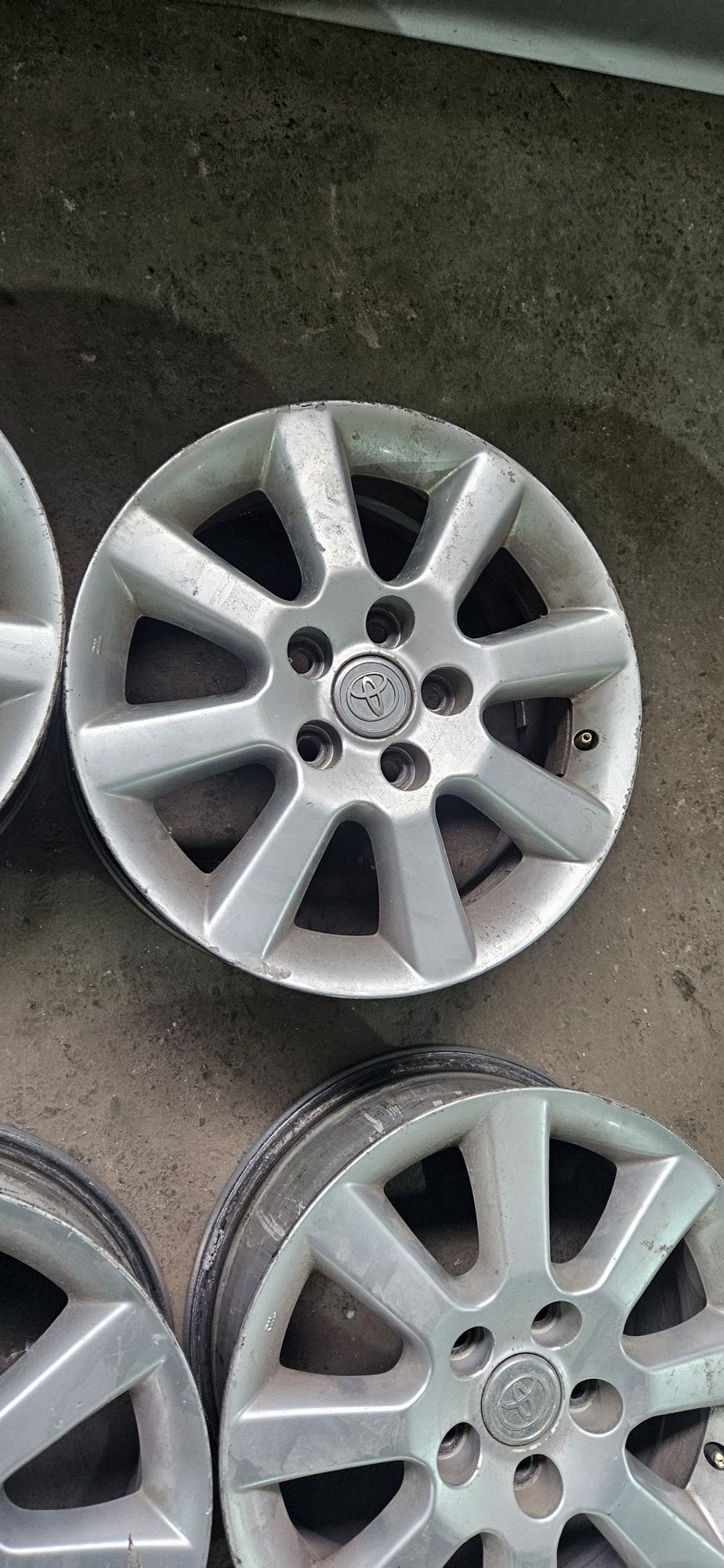 Felgi aluminiowe Toyota Lexus R16 5x114.3