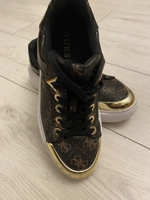 Sneakersy buty adidasy Guess