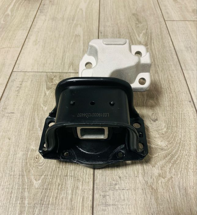 Подушка двигуна права Peugeot 307,Citroen C4 1.6/2.0 16v