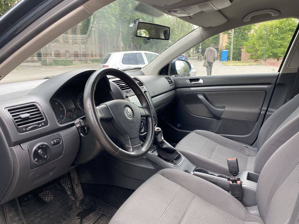 Продам Volkswagen Jetta