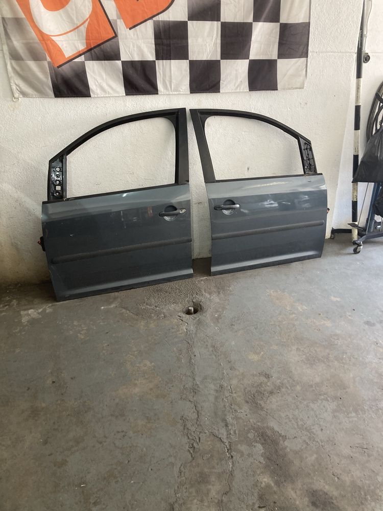 Porta frente tras e lateral VW Caddy
