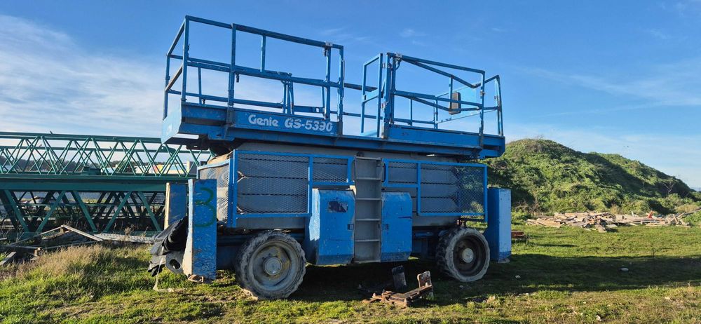 Tesoura Genie GS5390 RT
