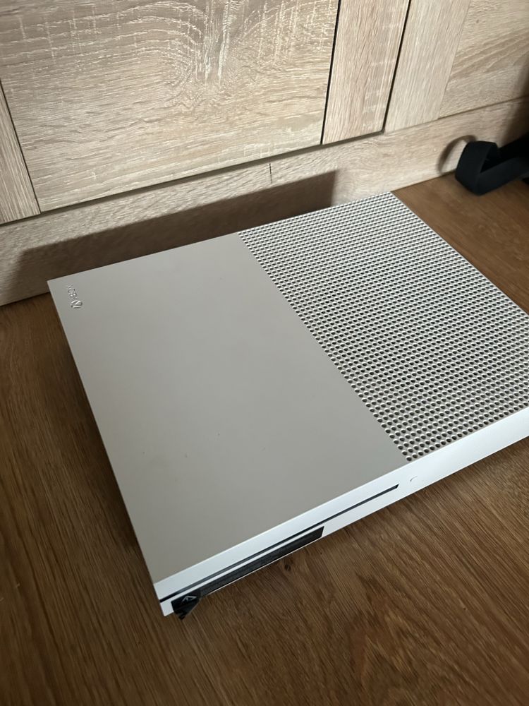Konsola Xbox One S