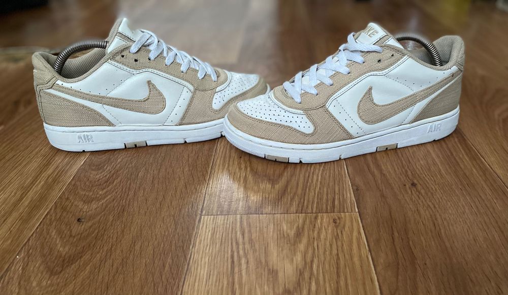 Nike Air - кросівки жіночі розмір 39,5-40