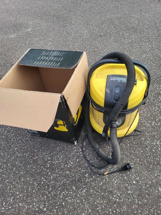 sprzedm odkurzacz piorący karcher se 4001