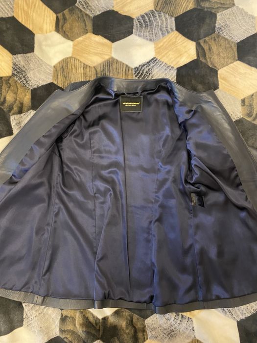 Продам женскую кожаную куртку