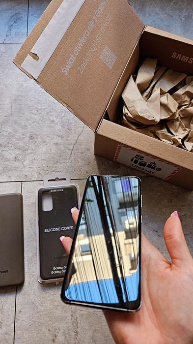STAN IDEALNY! Telefon komórkowy Smartfon Samsung galaxy s20/ najbardzi