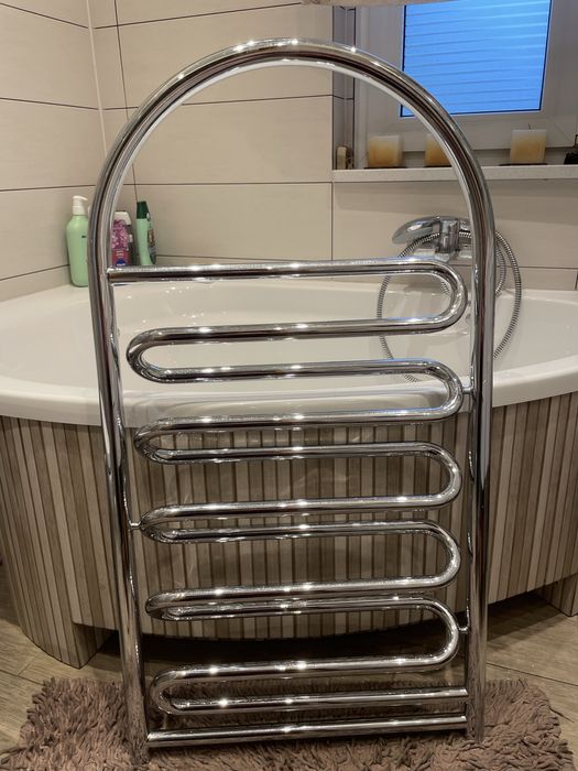 Grzejnik suszarka do łazienki