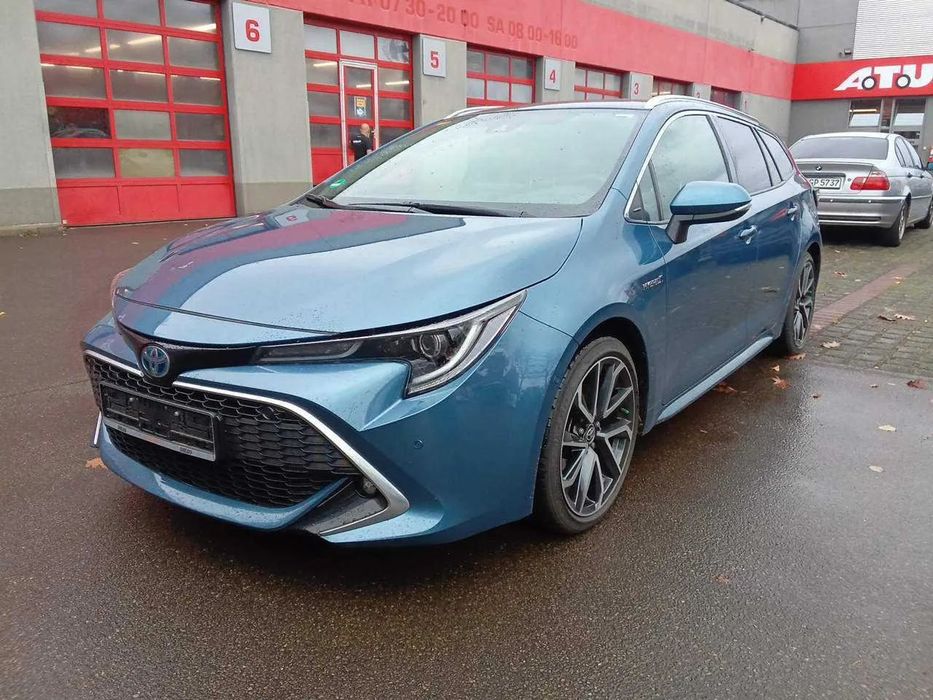 Toyota Corolla Touring Sports 2.0Hybryda 153KM Lounge  57.237km 2021r.