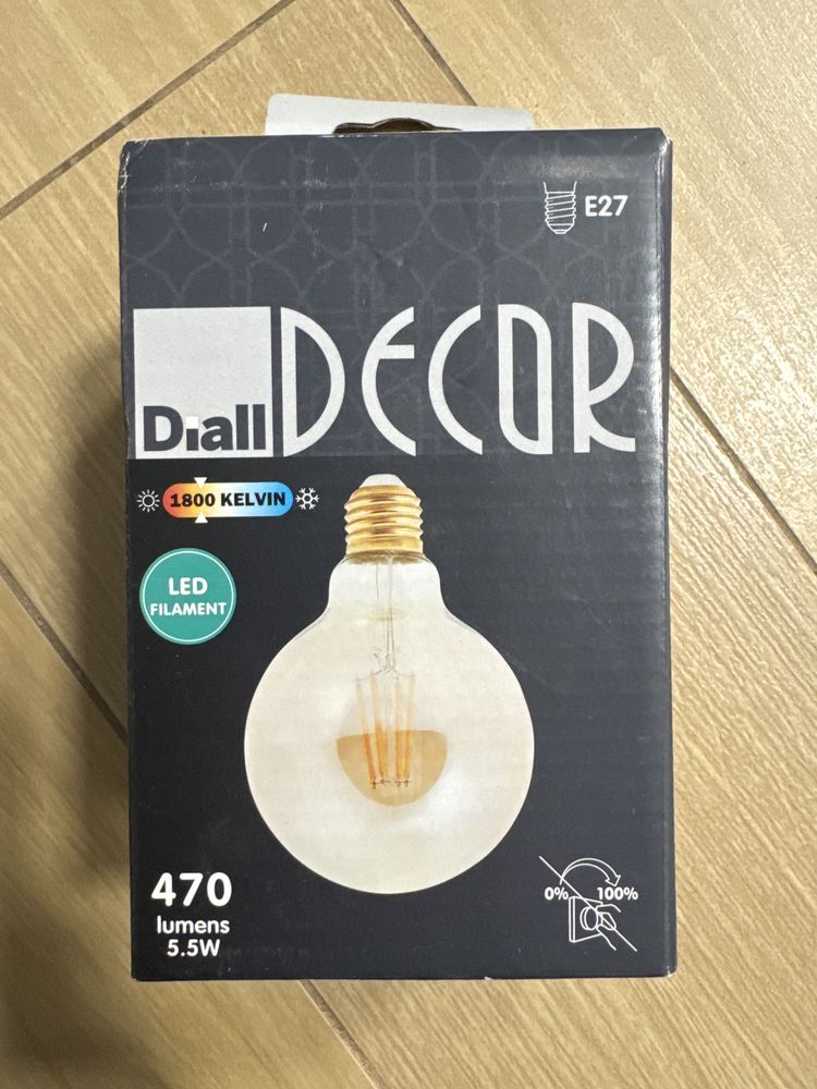 Żarówka Diall Decor 470 lumens 5.5W E27