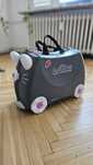 Walizka na kółkach dla dziecka trunki