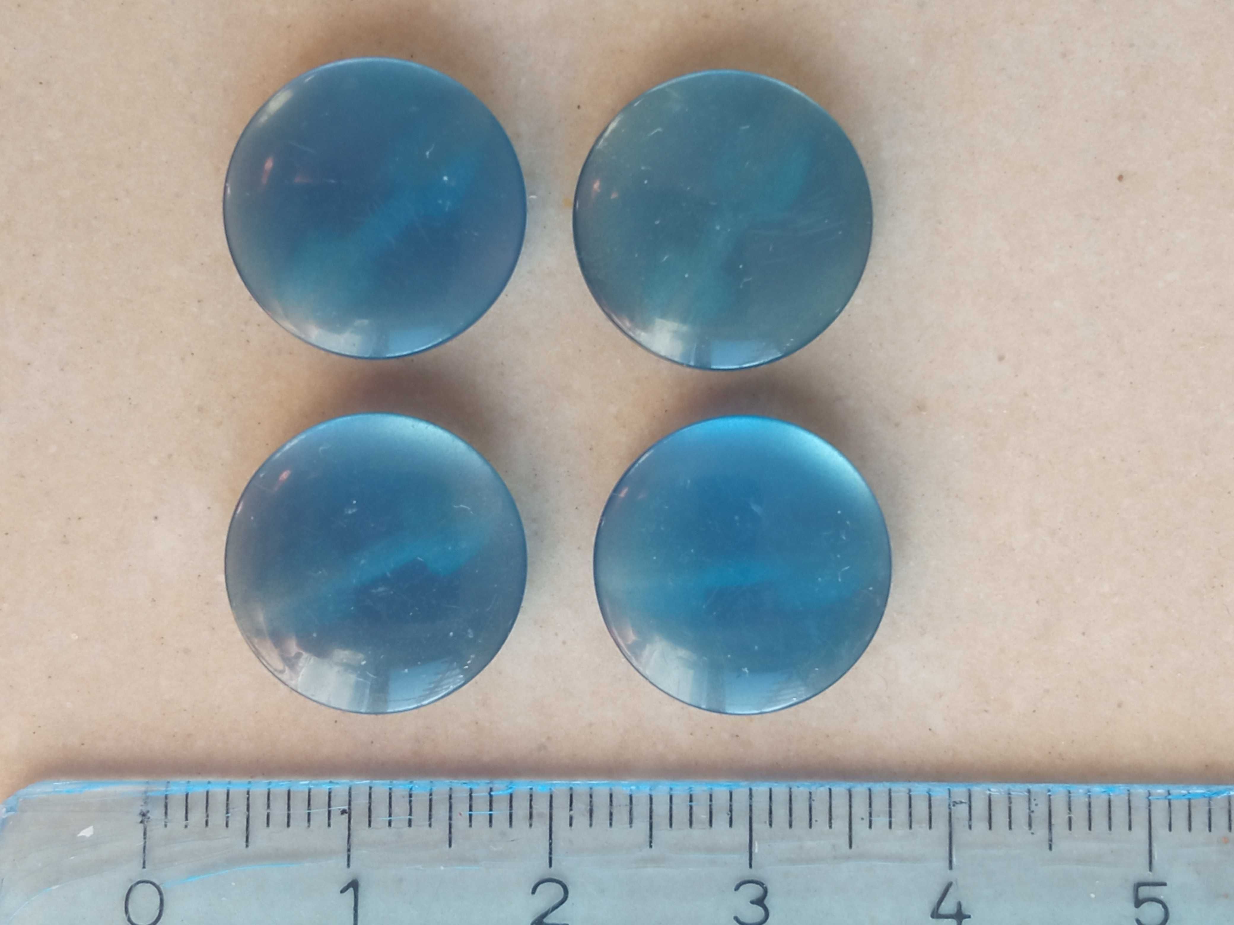 Guziki 4 szt dwie dziurki niebieskie średnica 1,5 cm Guzik niebieski
