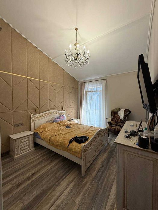 Продаю 3 кім. квартира в Австрійському Люксі з ремонтом та меблями