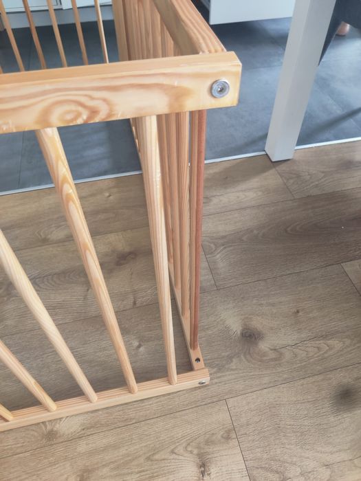 Kojec dziecięcy drewniany