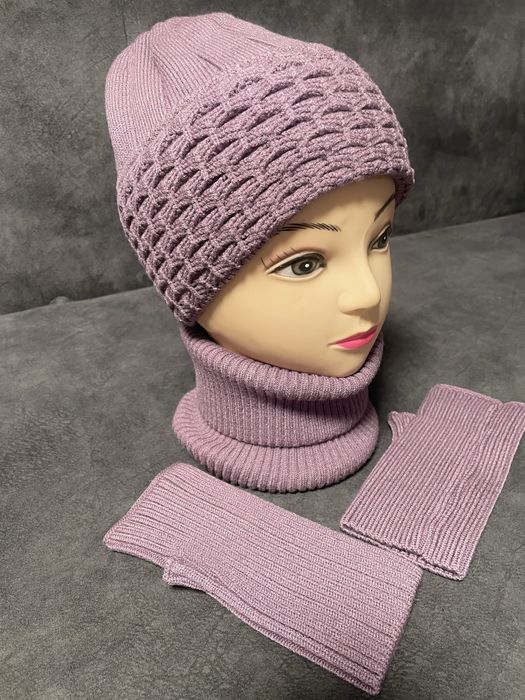 Комплект 3-ка шапка, баф, мітінки.