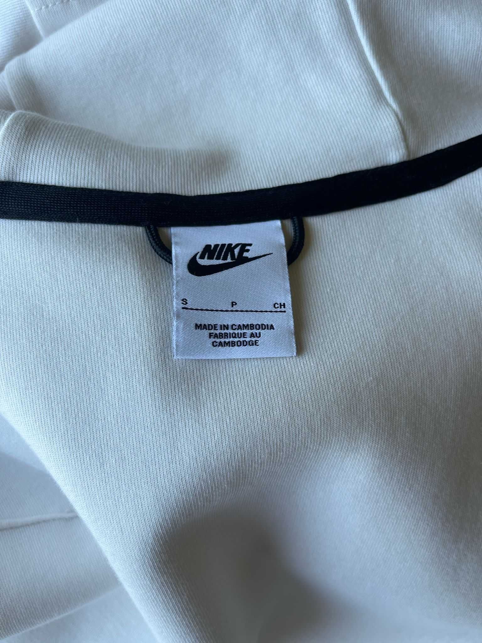 Cadaco Nike como novo