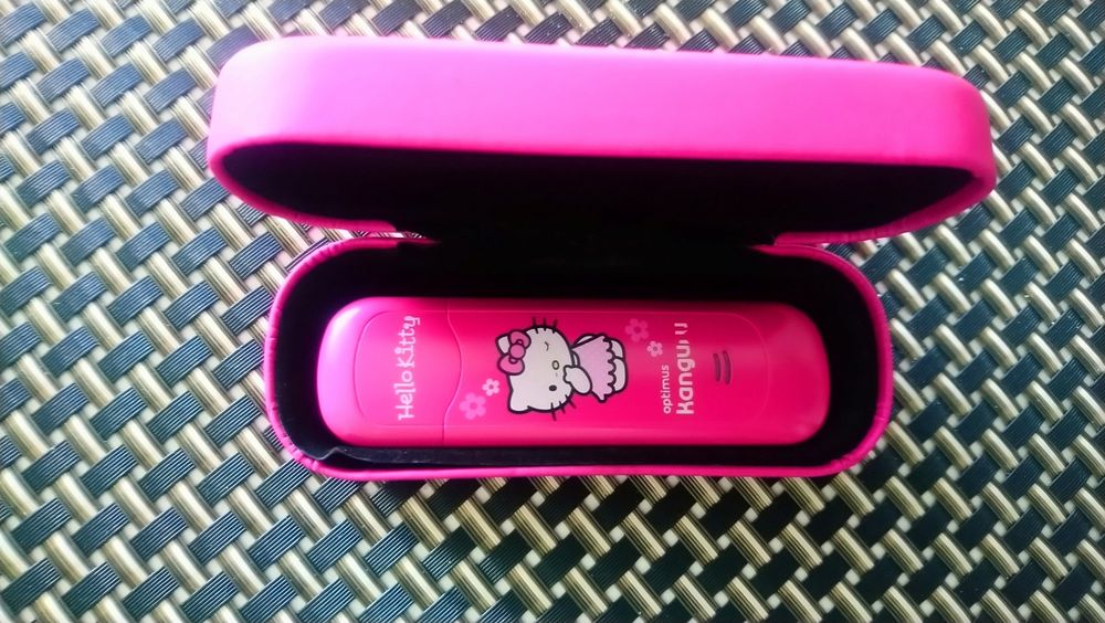 Router USB Hello Kitty NOS + Envios grátis